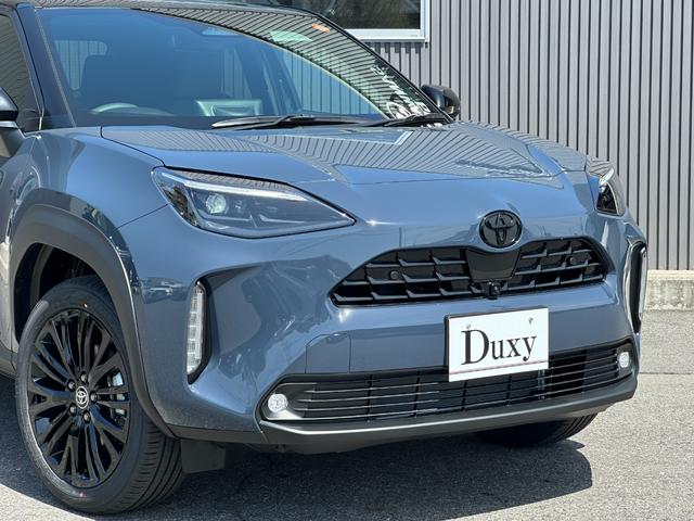 ヤリスクロス ハイブリッドＺ　ウルバーノ　【特別仕様車！ウルバーノ！】ハンズフリーパワーバックドア　トヨタチームメイト　アドバンストパーク　パノラミックビューモニター　ブラインドスポットモニター　ハンドルヒーター　シートヒーター　専用ホイール（10枚目）