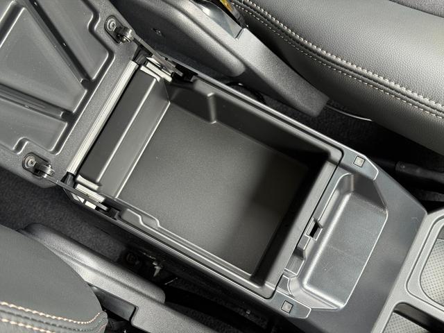 ランドクルーザー７０ ＡＸ　【ローン２．９％〜！カロッツェリアフローティングナビ！！】　ＬＥＤフォグランプ　電動デフロック　ＥＴＣ　バックカメラ　クルーズコントロール　自動防眩ミラー　ミラー内内蔵バックカメラ　丸目ヘッドライト！（66枚目）