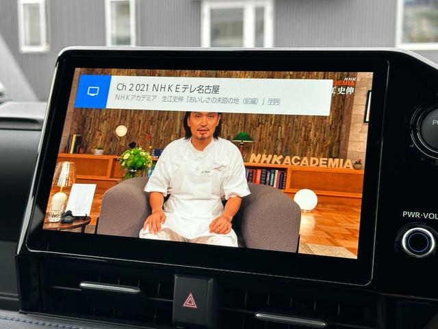 ヴォクシー 　【即納！１０．５インチディスプレイオーディオＰｌｕｓ！！】三眼ＬＥＤヘッド　両側電動スライドドア　ＨＤＭＩ入力端子　フルセグＴＶ　クルーズコントロール　シートヒーター　ＣＤ／ＤＶＤデッキ　ＥＴＣ２．０（61枚目）