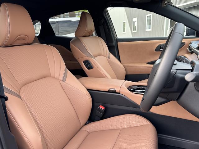 TOYOTA CROWN SPORT Z