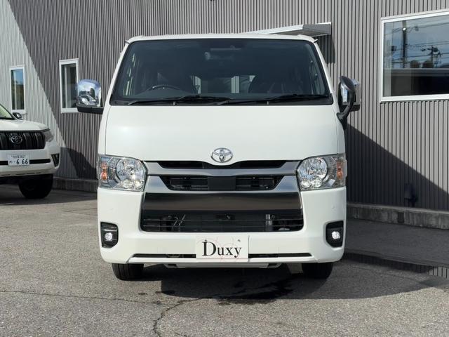 ハイエースバン ロングスーパーGL ダークプライムS 【即納!特別仕様車!!】 パノラミックビューモニター! デジタルインナーミラー 両側パワースライドドア レーンディパーチャーアラート AC100V電源 ハーフレザーシート 20周年限定スカッフプレート(5枚目)