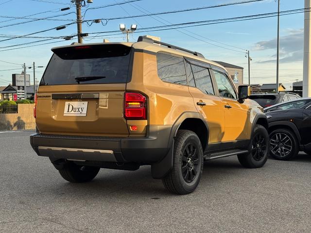 ランドクルーザー250 ZXファーストエディション 【特別仕様車!!限定カラー!!!】 サンルーフ JBLサウンドシステム 12.3インチディスプレイオーディオ デジタルインナーミラー パワーバッグドア ブラウン内装 パノラミックビューモニター BSM(24枚目)