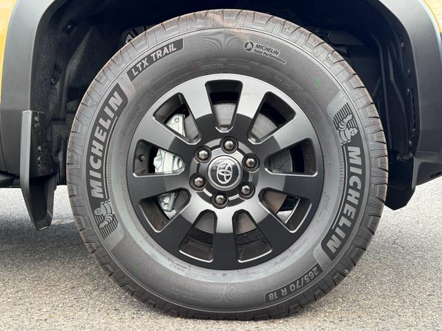 ランドクルーザー250 ZXファーストエディション 【特別仕様車!!限定カラー!!!】 サンルーフ JBLサウンドシステム 12.3インチディスプレイオーディオ デジタルインナーミラー パワーバッグドア ブラウン内装 パノラミックビューモニター BSM(35枚目)