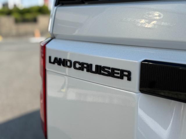ランドクルーザー250  【ZXファーストエディション 特別仕様車!】サンルーフ ルーフレール ブラウン内装 丸目LEDヘッドライト JBLサウンドシステム デジタルインナーミラー パノラミックビューモニター ベンチレーション(32枚目)