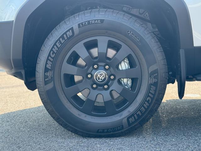 ランドクルーザー250  【ZXファーストエディション 特別仕様車!】サンルーフ ルーフレール ブラウン内装 丸目LEDヘッドライト JBLサウンドシステム デジタルインナーミラー パノラミックビューモニター ベンチレーション(40枚目)