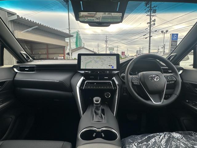 ハリアー Z レザーパッケージ 【特別仕様車!調光パノラマルーフ!!】ブラインドスポットモニター 12.3インチディスプレイオーディオ パノラミックビューモニター AC100V電源 パワーバッグドア JBLサウンドシステム Dミラー(42枚目)