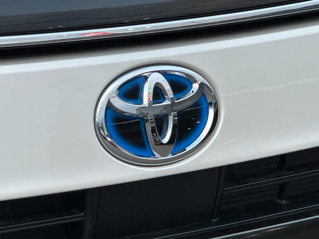 ヴォクシー ハイブリッドS-Z 【快適利便パッケージHi ドライビングサポートパッケージ】パノラミックビューモニター アドバンストパーク ブラインドスポットモニター 10.5DAPlus 三眼LEDヘッド オットマン シートヒーター(12枚目)