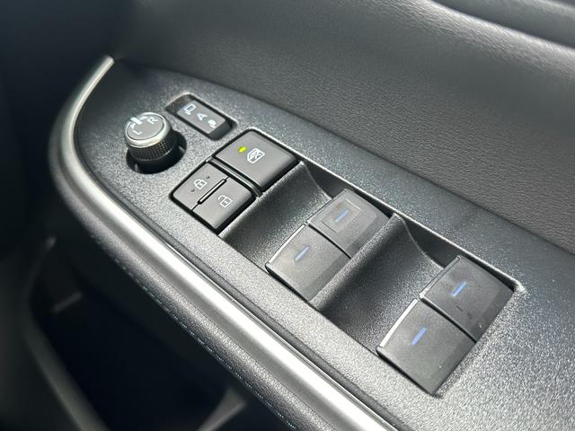 ヴォクシー ハイブリッドS-Z 【快適利便パッケージHi ドライビングサポートパッケージ】パノラミックビューモニター アドバンストパーク ブラインドスポットモニター 10.5DAPlus 三眼LEDヘッド オットマン シートヒーター(43枚目)