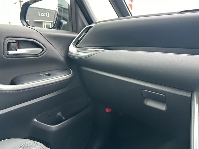 ヴォクシー ハイブリッドS-Z 【快適利便パッケージHi ドライビングサポートパッケージ】パノラミックビューモニター アドバンストパーク ブラインドスポットモニター 10.5DAPlus 三眼LEDヘッド オットマン シートヒーター(58枚目)