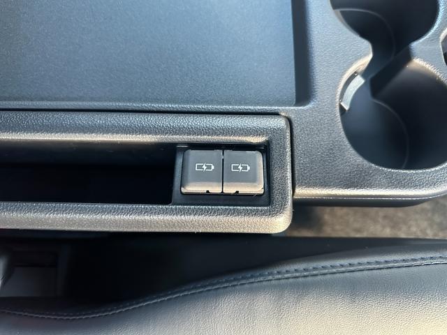 ヴォクシー ハイブリッドS-Z 【快適利便パッケージHi ドライビングサポートパッケージ】パノラミックビューモニター アドバンストパーク ブラインドスポットモニター 10.5DAPlus 三眼LEDヘッド オットマン シートヒーター(72枚目)