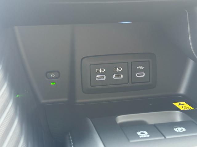 TOYOTA HARRIER Z LEATHER PACKAGE