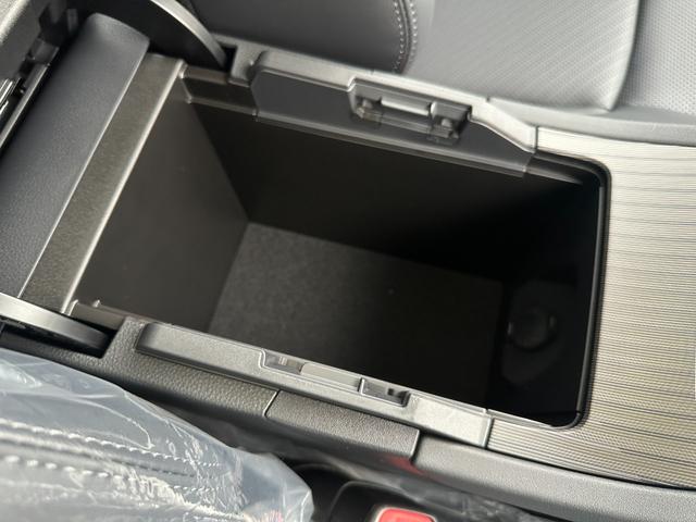 TOYOTA HARRIER Z LEATHER PACKAGE