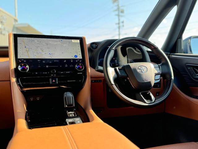 ヴェルファイアハイブリッド Z プレミア 【13.2インチ後席モニター!デジタルインナーミラー!!】 ユニバーサルステップ 左右独立ムーンルーフ 14インチDA ヘッドアップディスプレイ ブラウンナッパ内装 パノラミックビューモニター BSM(43枚目)