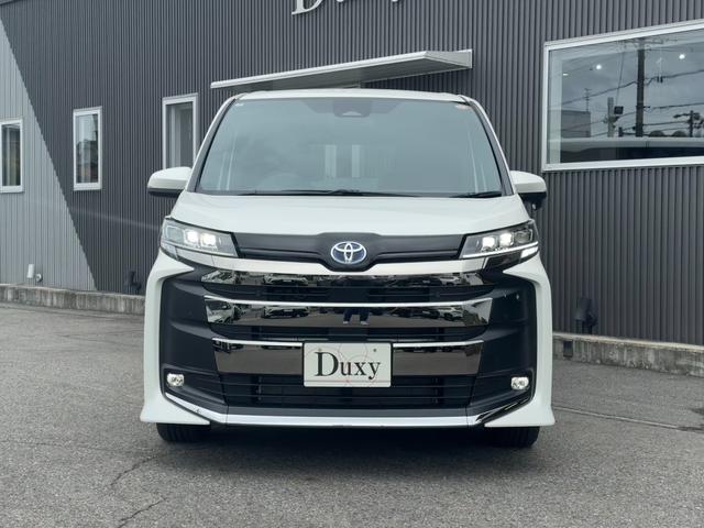 TOYOTA NOAH HYBRID S-Z