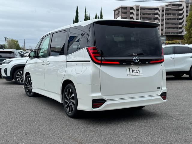 TOYOTA NOAH HYBRID S-Z