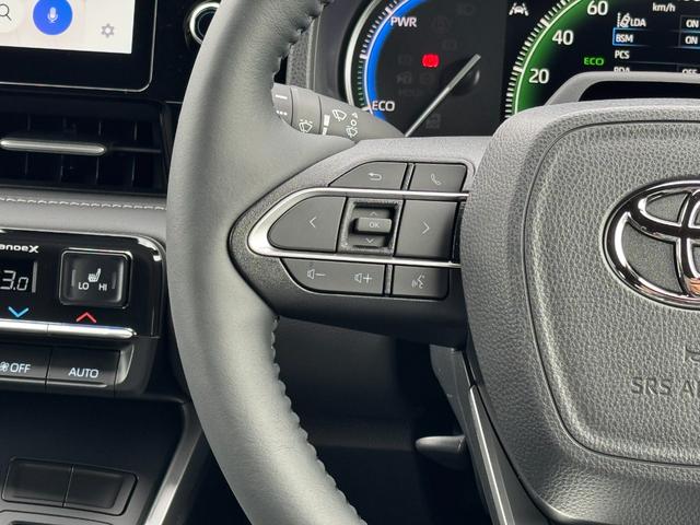 TOYOTA NOAH HYBRID S-Z