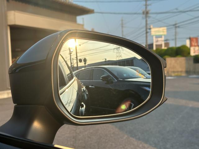 カローラクロス ハイブリッド Z 【パノラマルーフ!パノラミックビューモニター!】 アドバンストパーク 10.5インチディスプレイオーディオ ハンズフリーパワーバッグドア ブラインドスポットモニター ベンチレーション AC100V電源(40枚目)