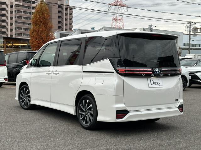 ヴォクシー  【即納!10.5インチディスプレイオーディオPlus!!】三眼LEDヘッド 両側電動スライドドア HDMI入力端子 フルセグTV クルーズコントロール シートヒーター CD/DVDデッキ ETC2.0(25枚目)