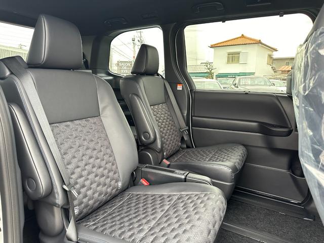 ヴォクシー  【即納!10.5インチディスプレイオーディオPlus!!】三眼LEDヘッド 両側電動スライドドア HDMI入力端子 フルセグTV クルーズコントロール シートヒーター CD/DVDデッキ ETC2.0(65枚目)