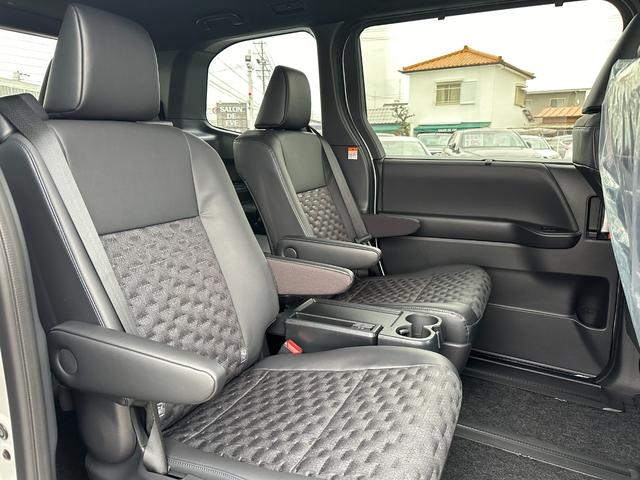 ヴォクシー  【即納!10.5インチディスプレイオーディオPlus!!】三眼LEDヘッド 両側電動スライドドア HDMI入力端子 フルセグTV クルーズコントロール シートヒーター CD/DVDデッキ ETC2.0(66枚目)