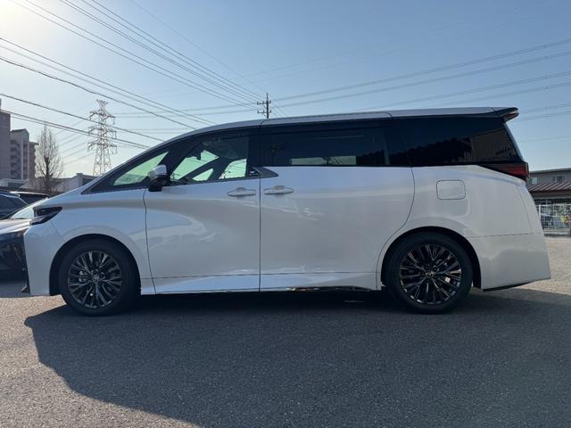 ヴェルファイアハイブリッド Z プレミア 【ブラウン内装!!デジタルインナーミラー!!】パノラミックビューモニター アドバンストパーク 左右独立ムーンルーフ 14インチディスプレイオーディオ 19インチアルミホイール 両側パワースライドドア!(7枚目)