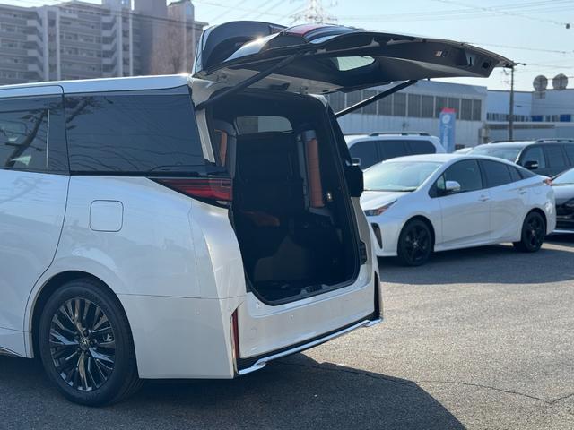 ヴェルファイアハイブリッド Z プレミア 【ブラウン内装!!デジタルインナーミラー!!】パノラミックビューモニター アドバンストパーク 左右独立ムーンルーフ 14インチディスプレイオーディオ 19インチアルミホイール 両側パワースライドドア!(25枚目)