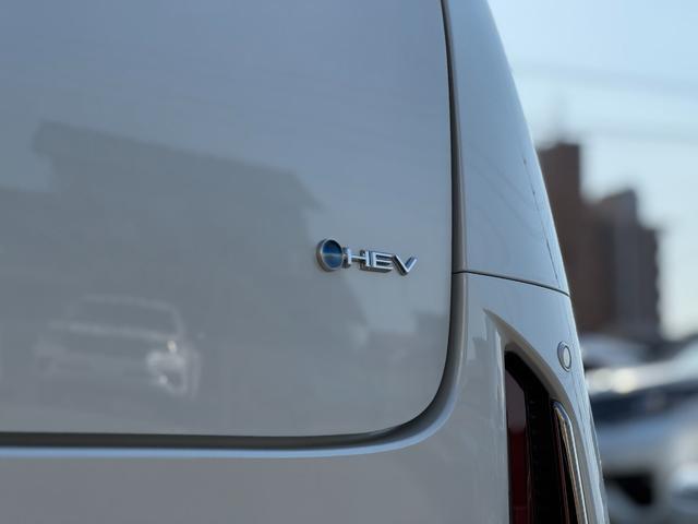 ヴェルファイアハイブリッド Z プレミア 【ブラウン内装!!デジタルインナーミラー!!】パノラミックビューモニター アドバンストパーク 左右独立ムーンルーフ 14インチディスプレイオーディオ 19インチアルミホイール 両側パワースライドドア!(32枚目)