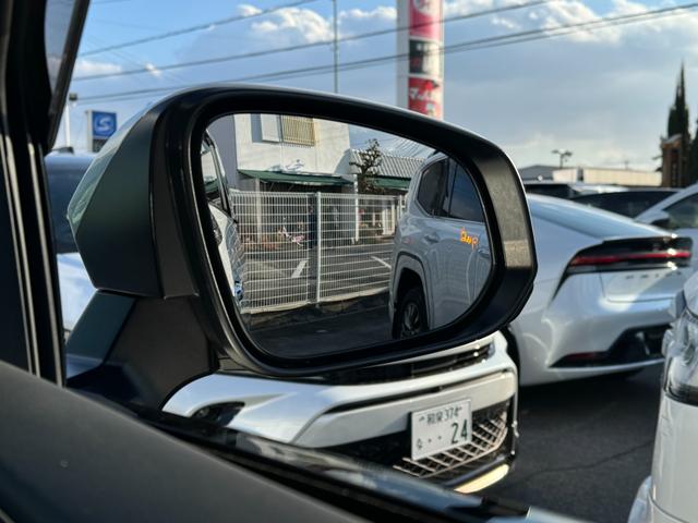 ヴェルファイアハイブリッド Z プレミア 【ブラウン内装!!デジタルインナーミラー!!】パノラミックビューモニター アドバンストパーク 左右独立ムーンルーフ 14インチディスプレイオーディオ 19インチアルミホイール 両側パワースライドドア!(38枚目)