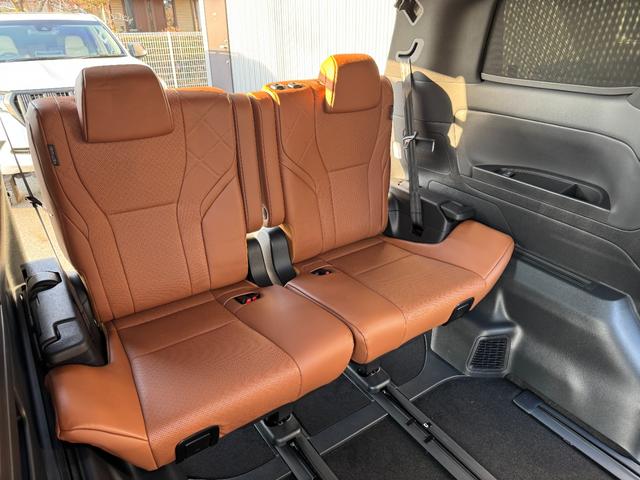 ヴェルファイアハイブリッド Z プレミア 【ブラウン内装!!デジタルインナーミラー!!】パノラミックビューモニター アドバンストパーク 左右独立ムーンルーフ 14インチディスプレイオーディオ 19インチアルミホイール 両側パワースライドドア!(77枚目)