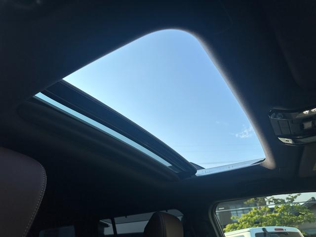 ランドクルーザー２５０ 　【ローン２．９％〜！ＺＸファーストエディション】　特別仕様車！サンルーフ　ルーフレール　ブラウン内装　丸目ＬＥＤヘッドライト　ＪＢＬサウンドシステム　デジタルインナーミラー　パノラミックビューモニター（70枚目）