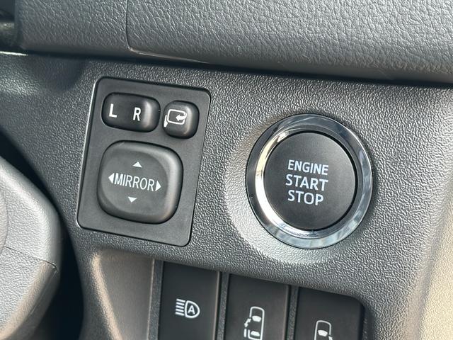 ハイエースバン ロングスーパーGL ダークプライムS 【即納!!特別仕様車!!】 20周年限定スカッフプレート パノラミックビューモニター デジタルインナーミラー 両側パワースライドドア レーンディパーチャーアラート AC100V電源 ハーフレザーシート(49枚目)