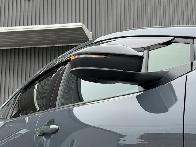 プリウス Z 【GRフロントスポイラー!!パノラマルーフ!!】パノラミックビューモニター アドバンストパーク ブラインドスポットモニター! 12.3インチディスプレイオーディオ! AC100V電源! シートヒーター(18枚目)