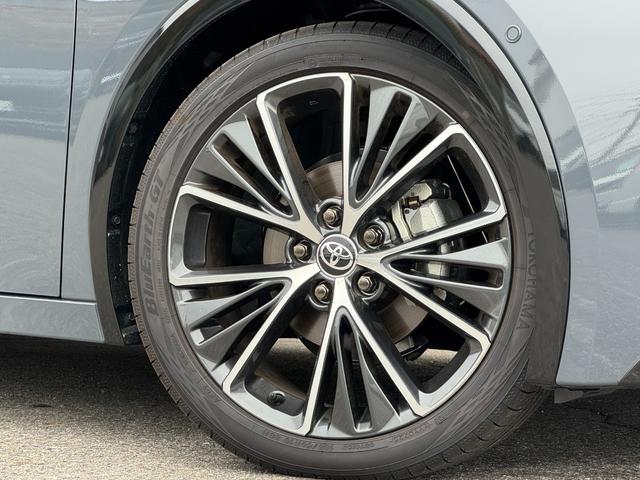 プリウス Z 【GRフロントスポイラー!!パノラマルーフ!!】パノラミックビューモニター アドバンストパーク ブラインドスポットモニター! 12.3インチディスプレイオーディオ! AC100V電源! シートヒーター(19枚目)