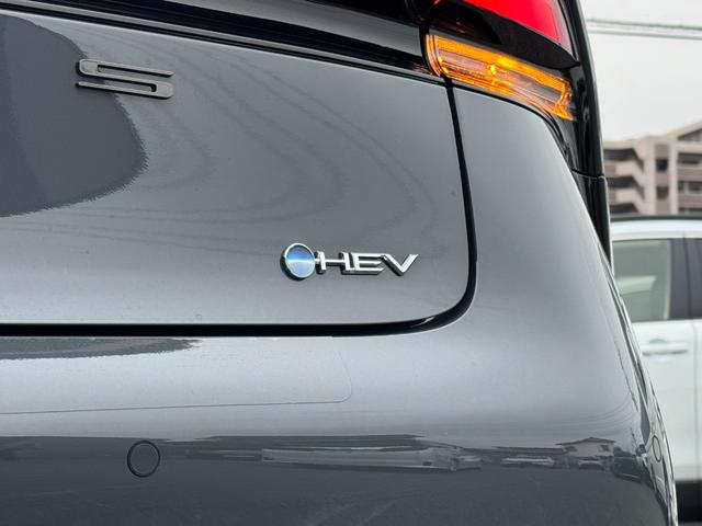 プリウス Z 【GRフロントスポイラー!!パノラマルーフ!!】パノラミックビューモニター アドバンストパーク ブラインドスポットモニター! 12.3インチディスプレイオーディオ! AC100V電源! シートヒーター(33枚目)