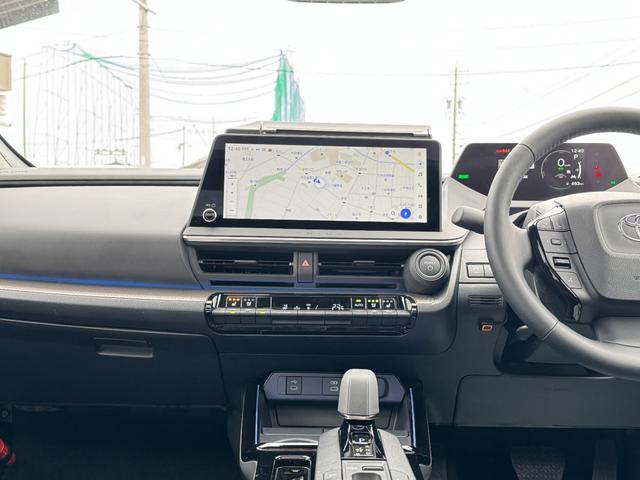 プリウス Z 【GRフロントスポイラー!!パノラマルーフ!!】パノラミックビューモニター アドバンストパーク ブラインドスポットモニター! 12.3インチディスプレイオーディオ! AC100V電源! シートヒーター(40枚目)