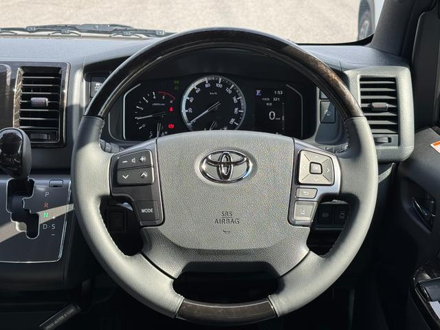 ハイエースバン 【パノラミックビューモニター!デジタルインナーミラー!】寒冷地仕様 両側パワースライドドア 20周年限定スカッフプレート ウッドコンビハンドル LEDヘッドライト プッシュスタート イージークローザー(40枚目)