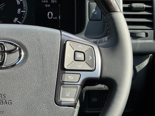 ハイエースバン 【パノラミックビューモニター!デジタルインナーミラー!】寒冷地仕様 両側パワースライドドア 20周年限定スカッフプレート ウッドコンビハンドル LEDヘッドライト プッシュスタート イージークローザー(42枚目)