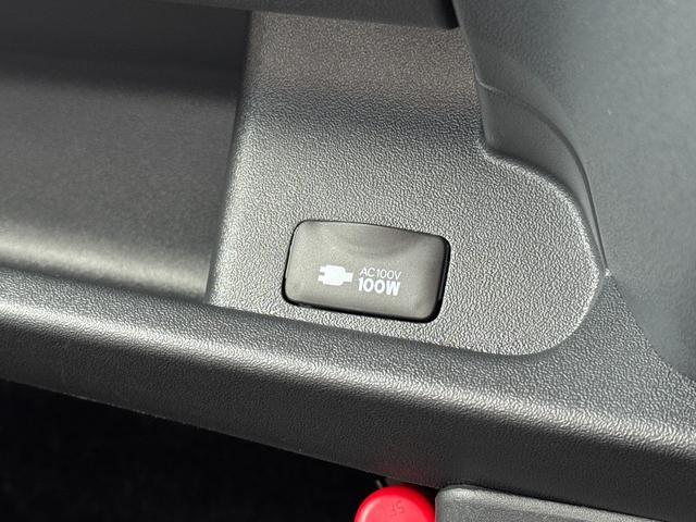 ハイエースバン 【パノラミックビューモニター!デジタルインナーミラー!】寒冷地仕様 両側パワースライドドア 20周年限定スカッフプレート ウッドコンビハンドル LEDヘッドライト プッシュスタート イージークローザー(56枚目)