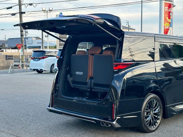 ヴェルファイアハイブリッド Z プレミア 【モデリスタフルエアロ!!ブラウン内装】パノラミックビューモニター 左右独立ムーンルーフ デジタルインナーミラー BSM ヘッドアップディスプレイ 14インチディスプレイオーディオ アドバンストパーク(28枚目)