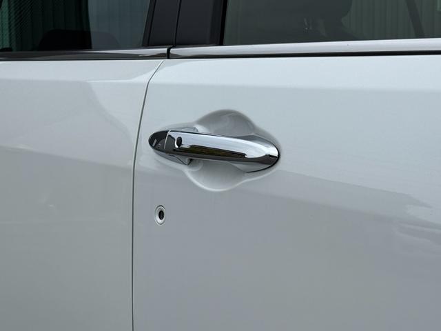 ＷＲ－Ｖ Ｚ＋　【フルＬＥＤヘッドライト！ホンダコネクテッドナビ！】ホンダセンシング　１７インチアルミホイール　フルオートエアコン　リアエアコン　電動格納式ドアミラー　本革巻きステアリングホイール　ＬＥＤフォグランプ（24枚目）