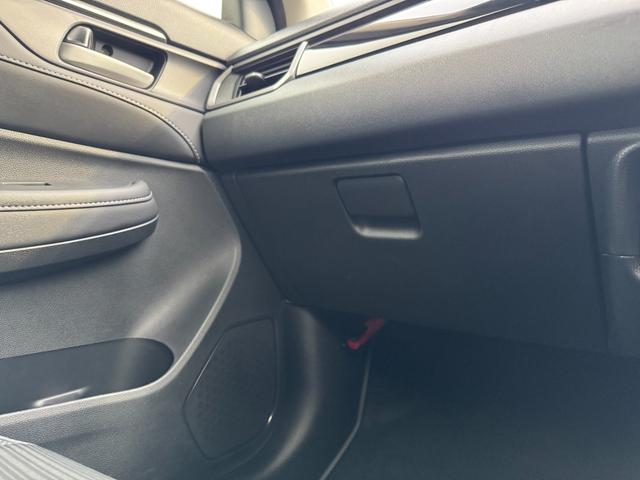 ＷＲ－Ｖ Ｚ＋　【フルＬＥＤヘッドライト！ホンダコネクテッドナビ！】ホンダセンシング　１７インチアルミホイール　フルオートエアコン　リアエアコン　電動格納式ドアミラー　本革巻きステアリングホイール　ＬＥＤフォグランプ（68枚目）