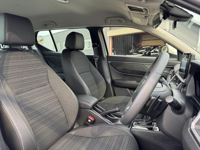 ＷＲ－Ｖ Ｚ＋　【フルＬＥＤヘッドライト！ホンダコネクテッドナビ！】ホンダセンシング　１７インチアルミホイール　フルオートエアコン　リアエアコン　電動格納式ドアミラー　本革巻きステアリングホイール　ＬＥＤフォグランプ（72枚目）