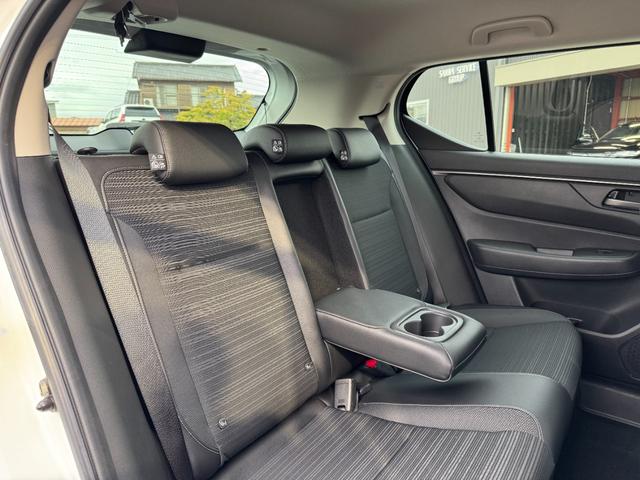 ＷＲ－Ｖ Ｚ＋　【フルＬＥＤヘッドライト！ホンダコネクテッドナビ！】ホンダセンシング　１７インチアルミホイール　フルオートエアコン　リアエアコン　電動格納式ドアミラー　本革巻きステアリングホイール　ＬＥＤフォグランプ（75枚目）