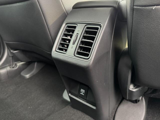 ＷＲ－Ｖ Ｚ＋　【フルＬＥＤヘッドライト！ホンダコネクテッドナビ！】ホンダセンシング　１７インチアルミホイール　フルオートエアコン　リアエアコン　電動格納式ドアミラー　本革巻きステアリングホイール　ＬＥＤフォグランプ（76枚目）