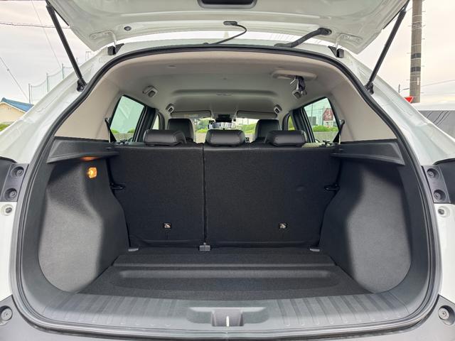 ＷＲ－Ｖ Ｚ＋　【フルＬＥＤヘッドライト！ホンダコネクテッドナビ！】ホンダセンシング　１７インチアルミホイール　フルオートエアコン　リアエアコン　電動格納式ドアミラー　本革巻きステアリングホイール　ＬＥＤフォグランプ（79枚目）