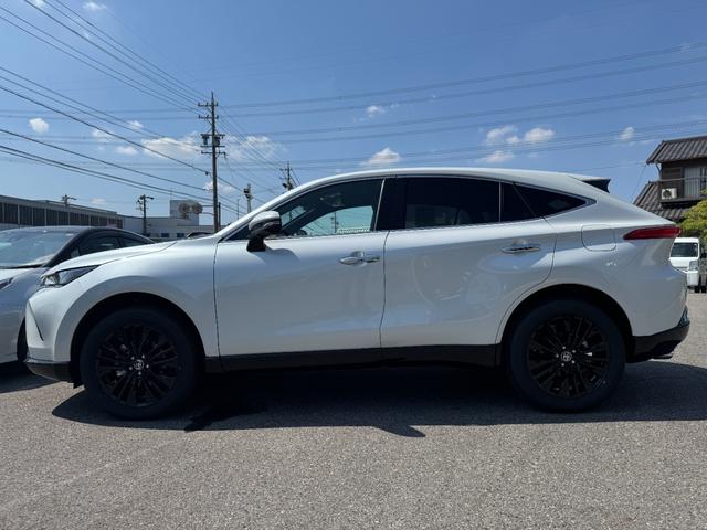 ハリアーハイブリッド Z レザーパッケージ・ナイトシェード 【特別仕様車!!!ナイトシェード!!!】調光パノラマルーフ パノラミックビューモニター 12.3インチディスプレイオーディオ JBLサウンドシステム AC100V電源 ベンチレーション シートヒーター(7枚目)