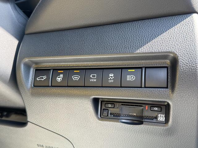 ハリアーハイブリッド Z レザーパッケージ・ナイトシェード 【特別仕様車!!!ナイトシェード!!!】調光パノラマルーフ パノラミックビューモニター 12.3インチディスプレイオーディオ JBLサウンドシステム AC100V電源 ベンチレーション シートヒーター(48枚目)