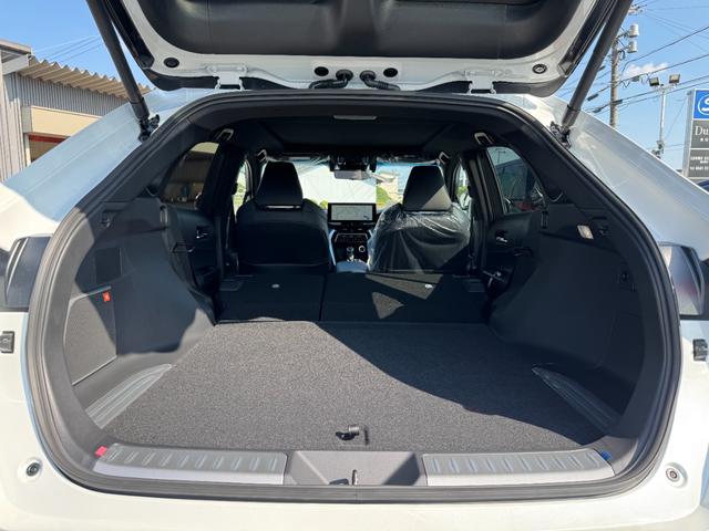 ハリアーハイブリッド Z レザーパッケージ・ナイトシェード 【特別仕様車!!!ナイトシェード!!!】調光パノラマルーフ パノラミックビューモニター 12.3インチディスプレイオーディオ JBLサウンドシステム AC100V電源 ベンチレーション シートヒーター(77枚目)