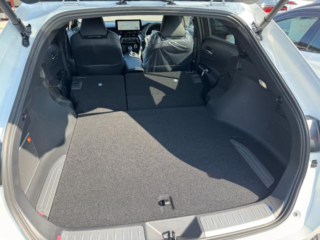 ハリアーハイブリッド Z レザーパッケージ・ナイトシェード 【特別仕様車!!!ナイトシェード!!!】調光パノラマルーフ パノラミックビューモニター 12.3インチディスプレイオーディオ JBLサウンドシステム AC100V電源 ベンチレーション シートヒーター(79枚目)