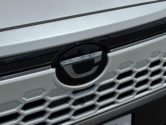 カローラクロス ハイブリッド Z 【改モデル!即納!!】パノラミックビューモニター! ブラインドスポットモニター! ハンズフリーパワーバッグドア シートヒーター1 ベンチレーション 10.5インチディスプレイオーディオ フルセグTV!(15枚目)